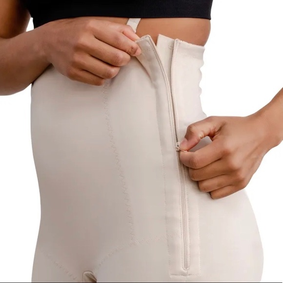 Postpartum Recovery Garment by Motif for C-Section And Natural Birth Size Small - Picture 3 of 10